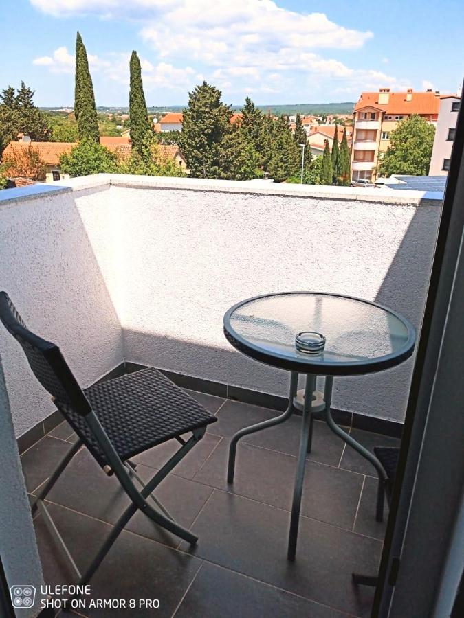 Abelia Sea View Apartment Pula Exteriör bild